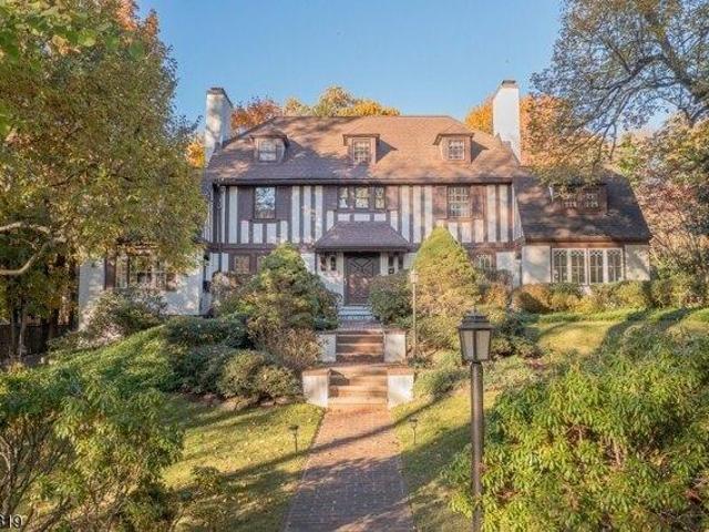 House for sale in Millburn, New Jersey