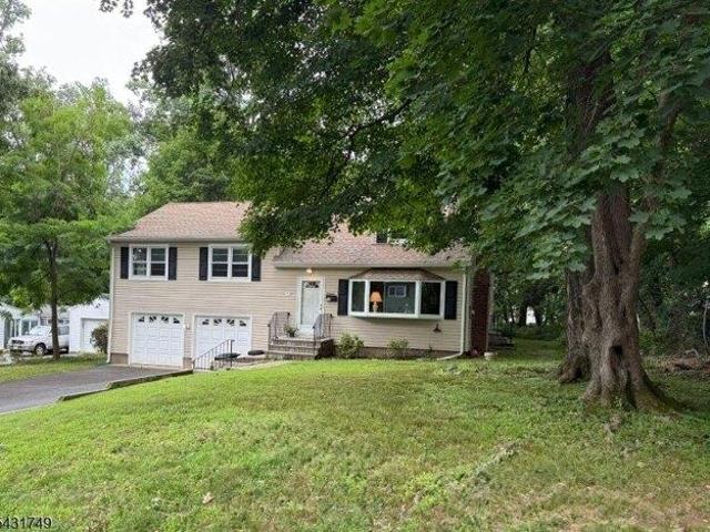 House for sale in Morris Plains, New Jersey