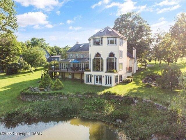 House for sale in Mount Bethel, Pennsylvania