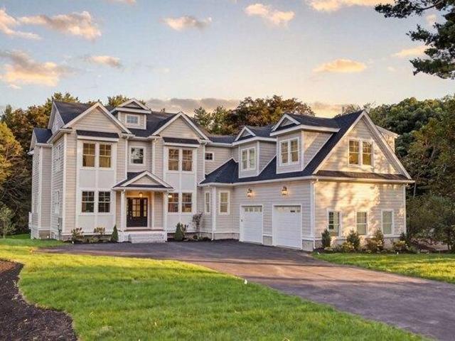 House for sale in Eliot Triangle, Needham