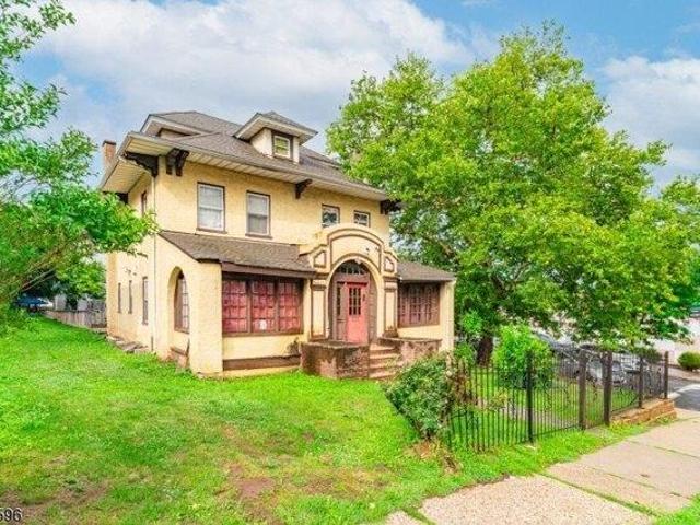 House for sale in Newark, New Jersey