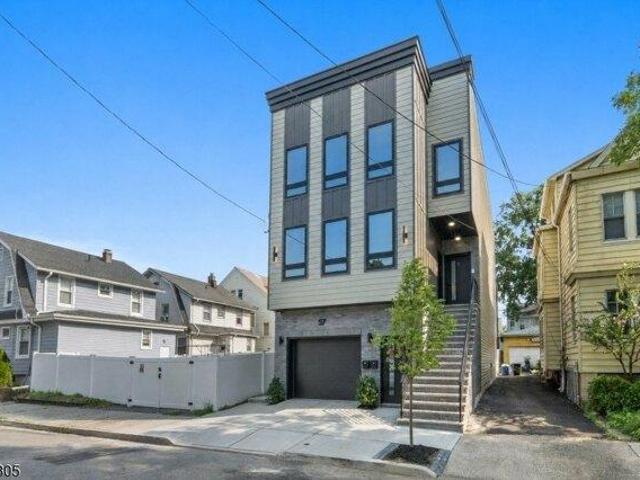 House for sale in Newark, New Jersey