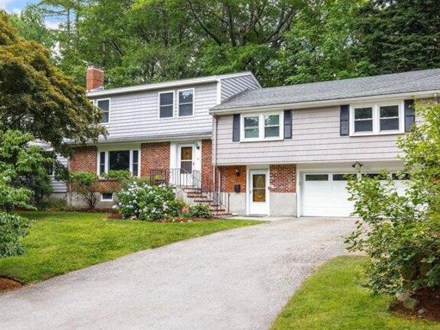 House for sale in Four Corners, Newton