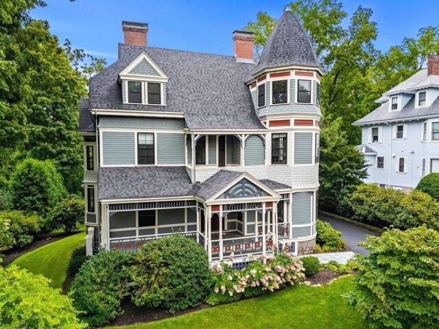 House for sale in West Newton, Newton