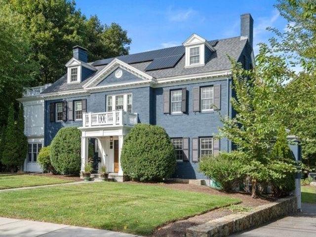 House for sale in Waban, Newton