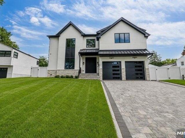 House for sale in Paramus, Bergen County