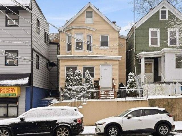 House for sale in Passaic, New Jersey