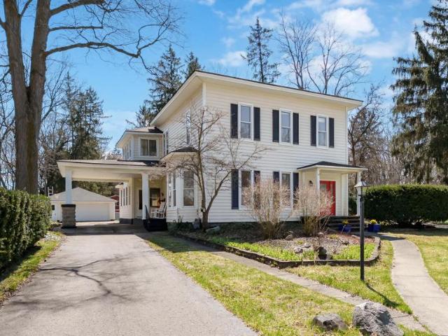 House for sale in Plainwell