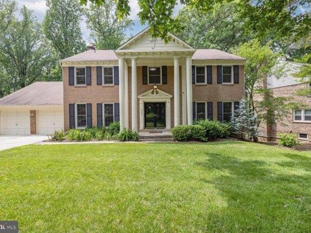 House for sale in Potomac