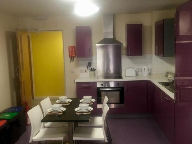 House for rent in Barracks, The Bridge