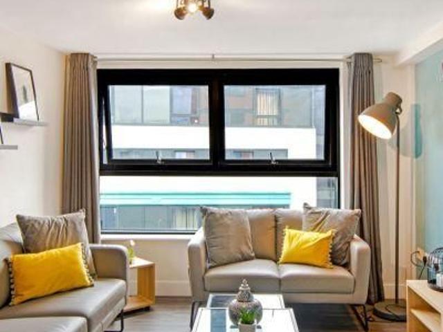 Apartment for rent in Hyde Park, West Yorkshire