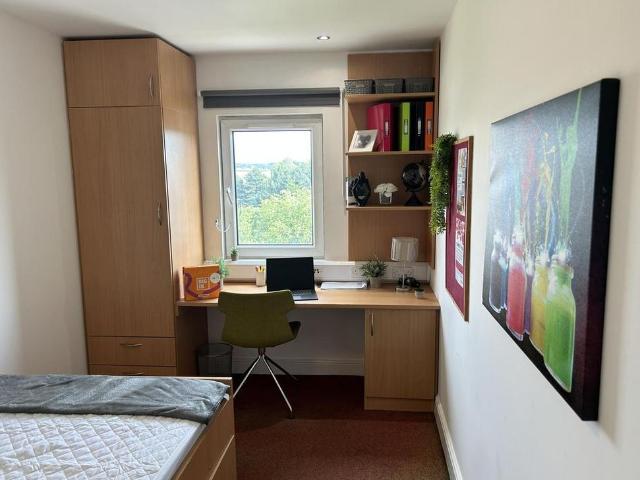 House for rent in Great Horton, West Yorkshire