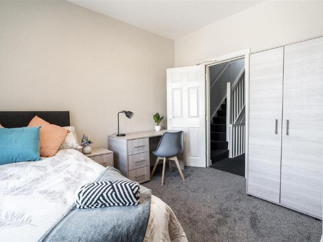 Flat for rent in Bowerham, Bare