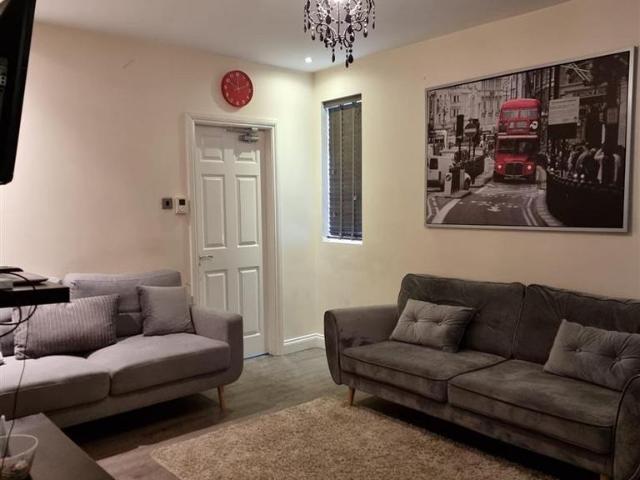 Flat for rent in Ridge Estate, Lancaster