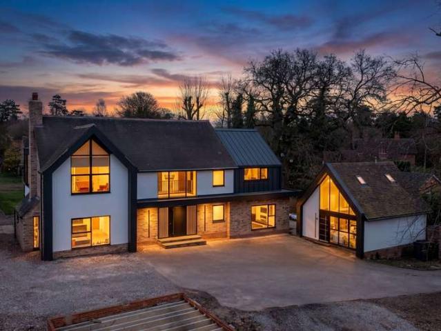 Property for sale in Bromsgrove, Worcestershire
