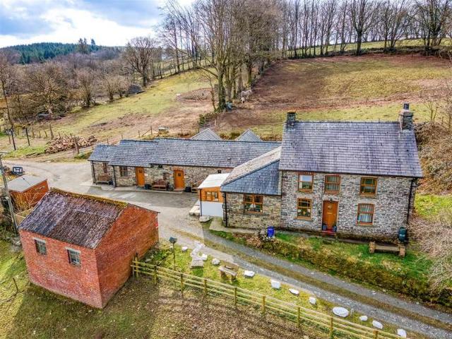 Property for sale in Pentrefelin, Cellan