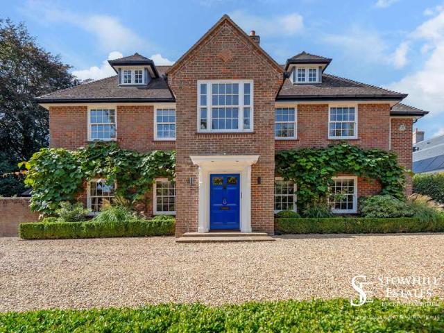 Property for sale in Penn, Knotty Green