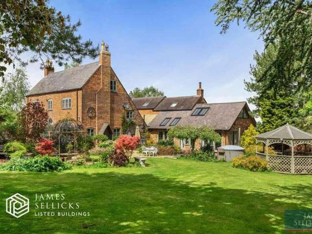 Property for sale in Stanford On Avon, Leicestershire