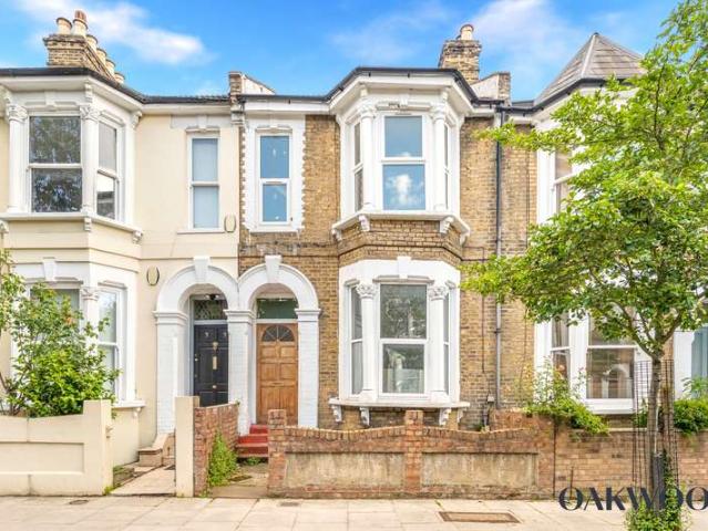 Property for sale in Shacklewell, Greater London