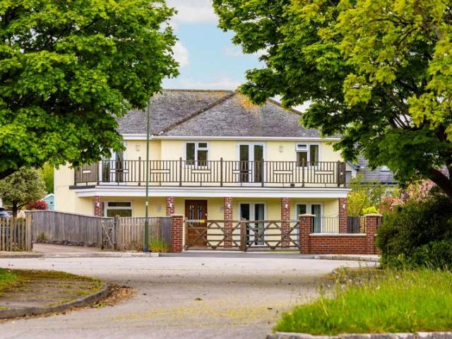 Property for sale in Broadsands, Galmpton