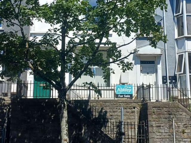Property for sale in Mount Pleasant, Nangreaves