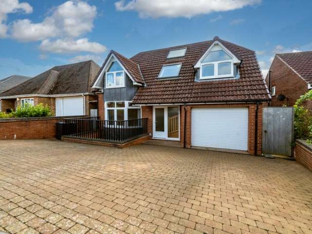 Property for sale in Lapal, West Midlands