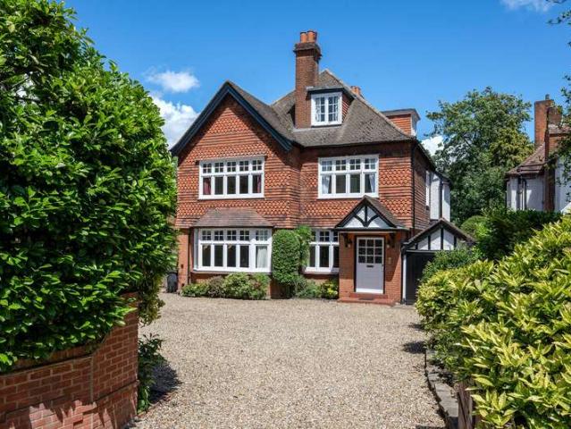 Property for sale in Surbiton, Greater London