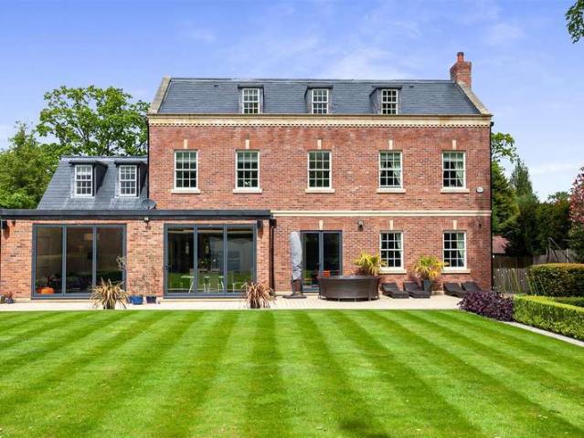Property for rent in Trafford Park, Greater Manchester