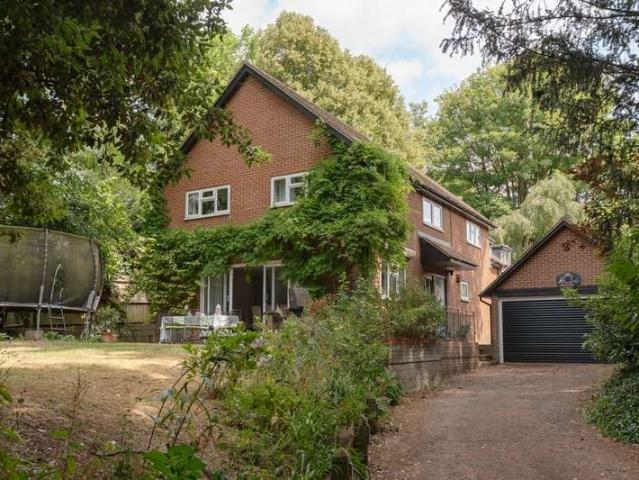 Property for sale in The Slade, Oxfordshire