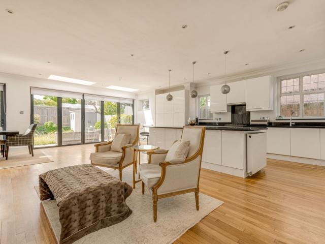 House for rent in North Sheen, Greater London