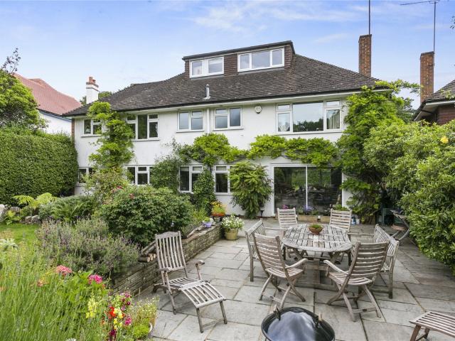 House for rent in Lower Green Esher, Blackhills