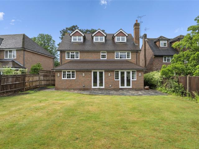House for rent in Ashley Park, Surrey
