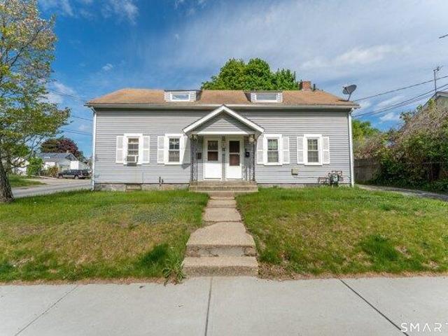 House for sale in Putnam, Connecticut
