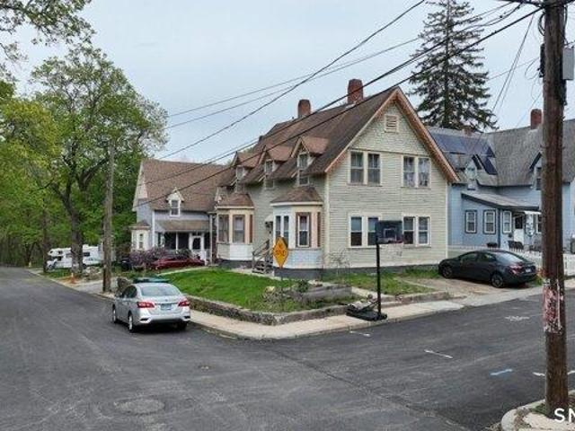 House for sale in Putnam, Connecticut