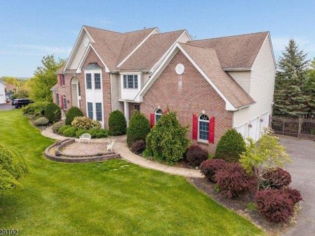 House for sale in Ringoes, New Jersey