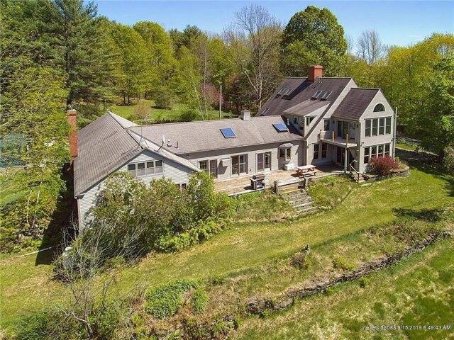 House for sale in Readfield, Maine
