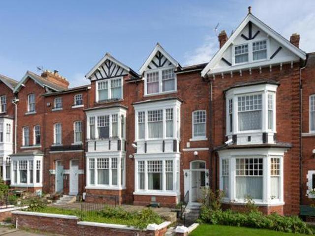House for sale in High Field, York