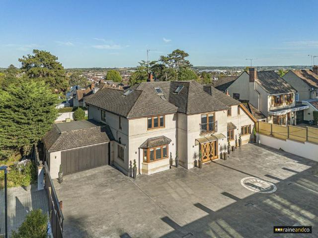 House for rent in Broxbourne, Hertfordshire