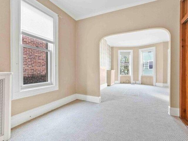House for sale in Queens, Arverne
