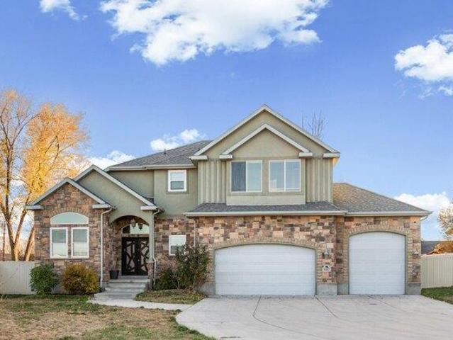 House for sale in Riverton, Utah