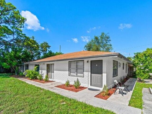 House for sale in Riviera Beach, Florida