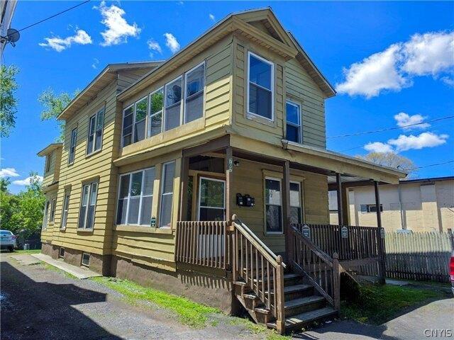 House for sale in Oneida, New York