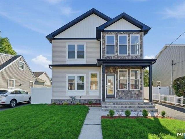 House for sale in Saddle Brook, New Jersey