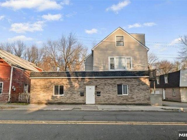 House for sale in Saddle Brook, New Jersey