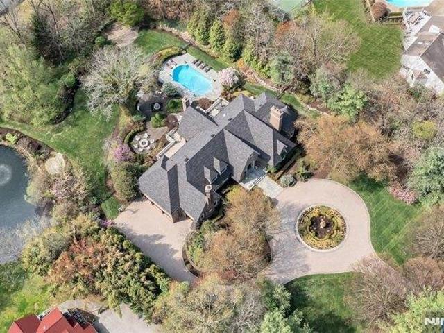 House for sale in Saddle River, New Jersey