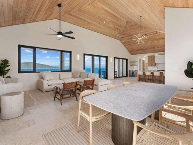 House for sale in Saint Thomas, Missouri