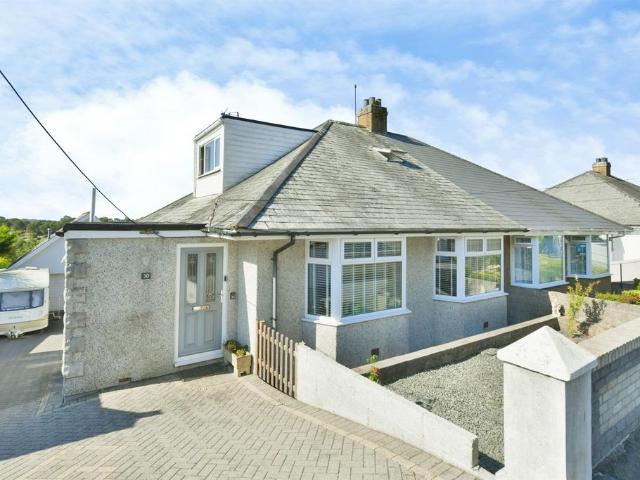 Bungalow for sale in Mount Wise