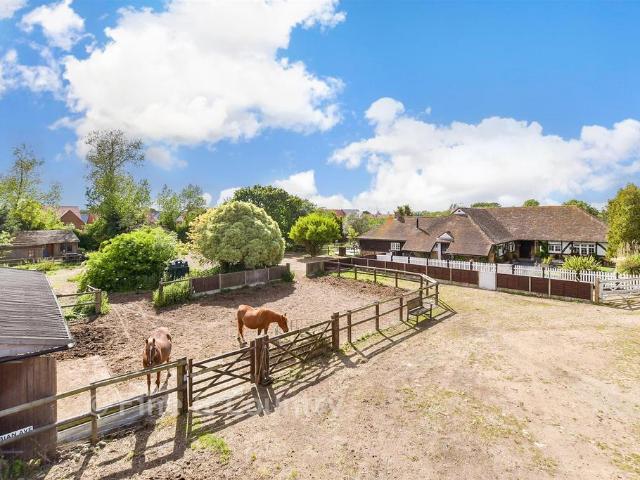 Bungalow for sale in Broad Oak, The Bridge