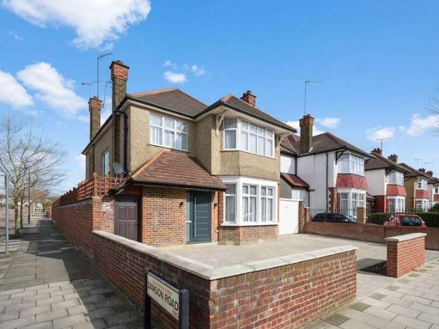 Farm for sale in Cricklewood, Greater London