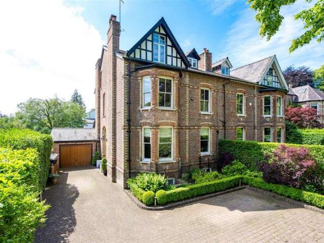 Farm for sale in Trafford Park, Greater Manchester